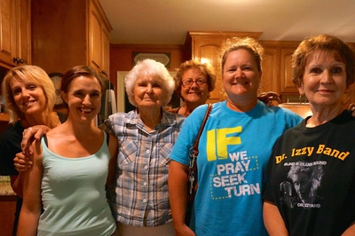 Tasha, Heather, Mammaw, Debbie, Tammy and Darlyne