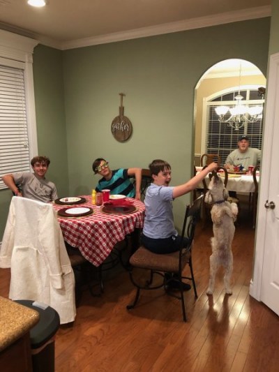 Parker, Leo, Max